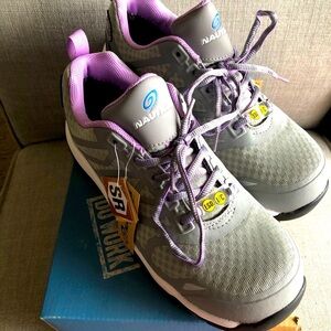 Work Shoes - Nonslip shoes for women